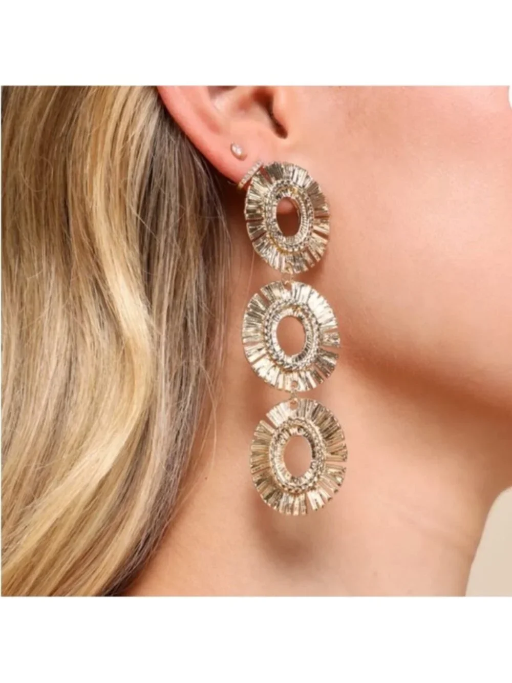 New! Lulus Gold Burst of Brilliance Earrings (3030) NWOT